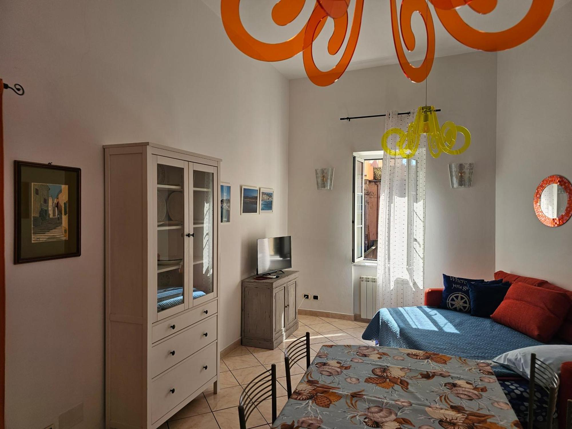Casa Atena, Spaziosa, Romantica Con Idromassaggio Privato Варацце Экстерьер фото