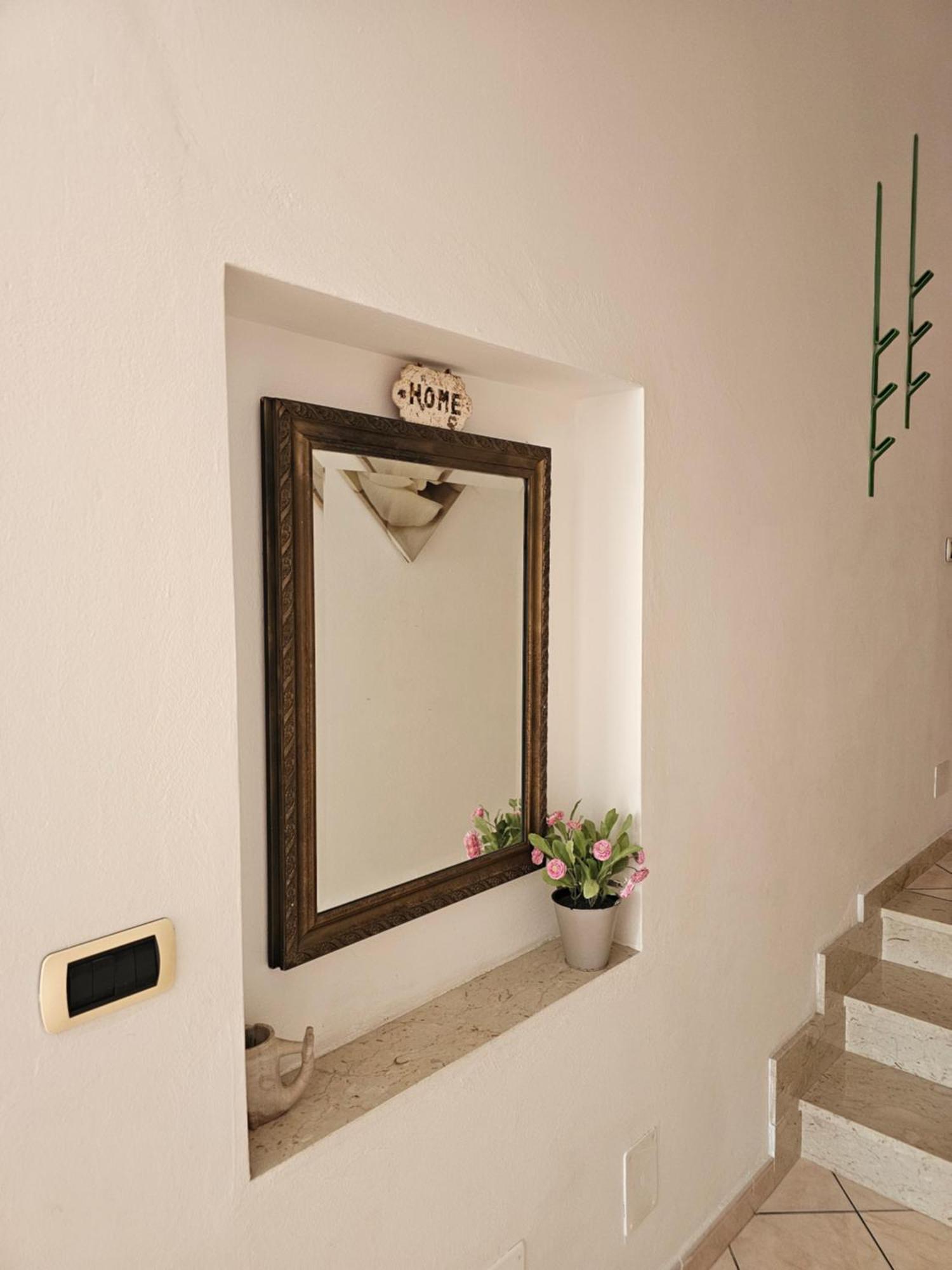 Casa Atena, Spaziosa, Romantica Con Idromassaggio Privato Варацце Экстерьер фото