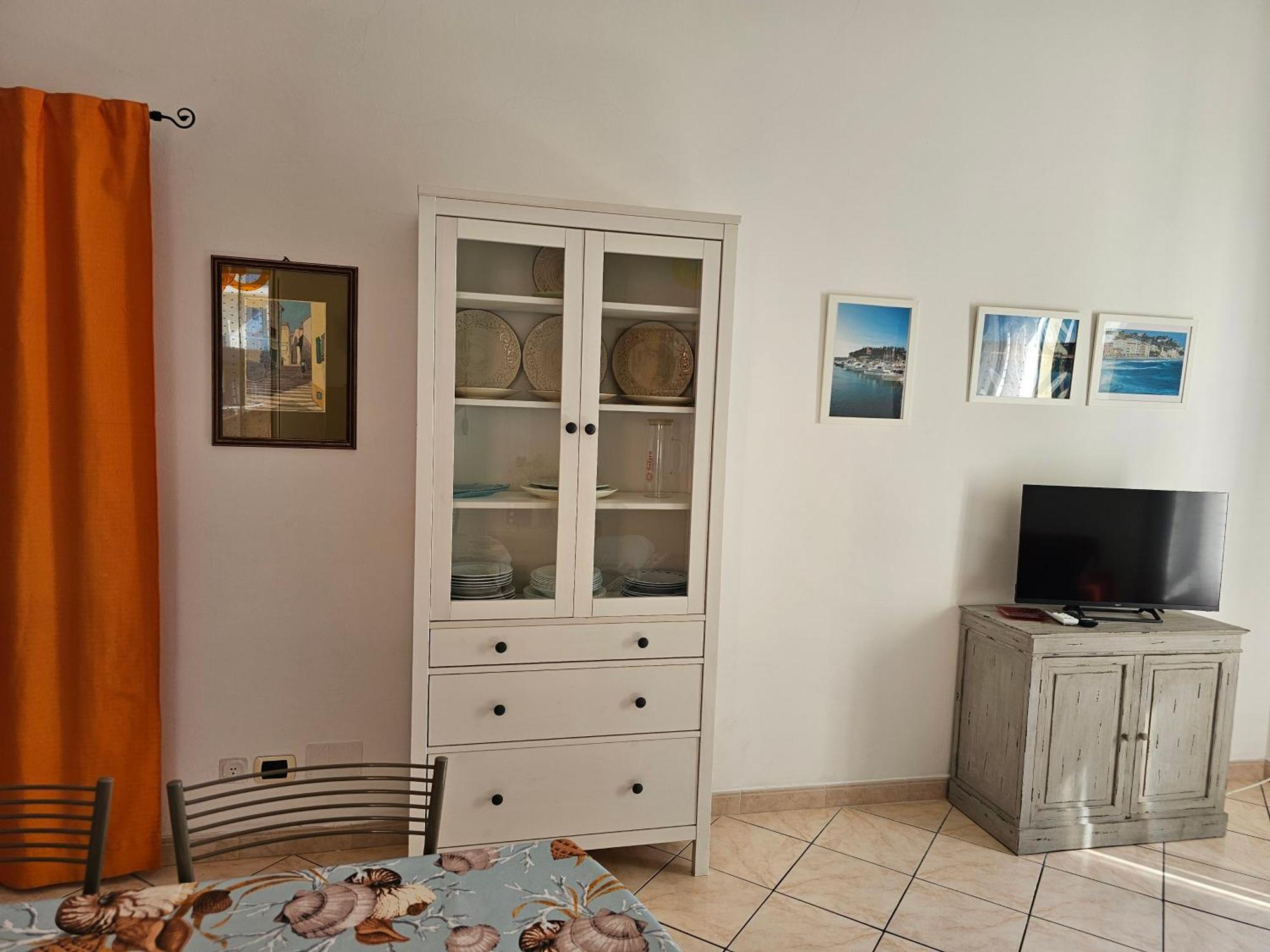 Casa Atena, Spaziosa, Romantica Con Idromassaggio Privato Варацце Экстерьер фото
